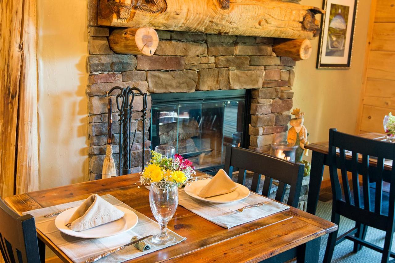 Lazy Bear Lodge Valle Crucis エクステリア 写真