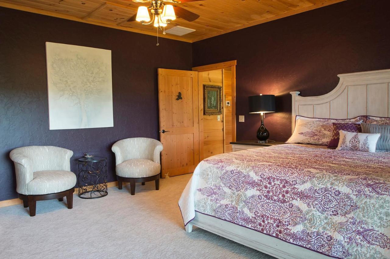Lazy Bear Lodge Valle Crucis エクステリア 写真